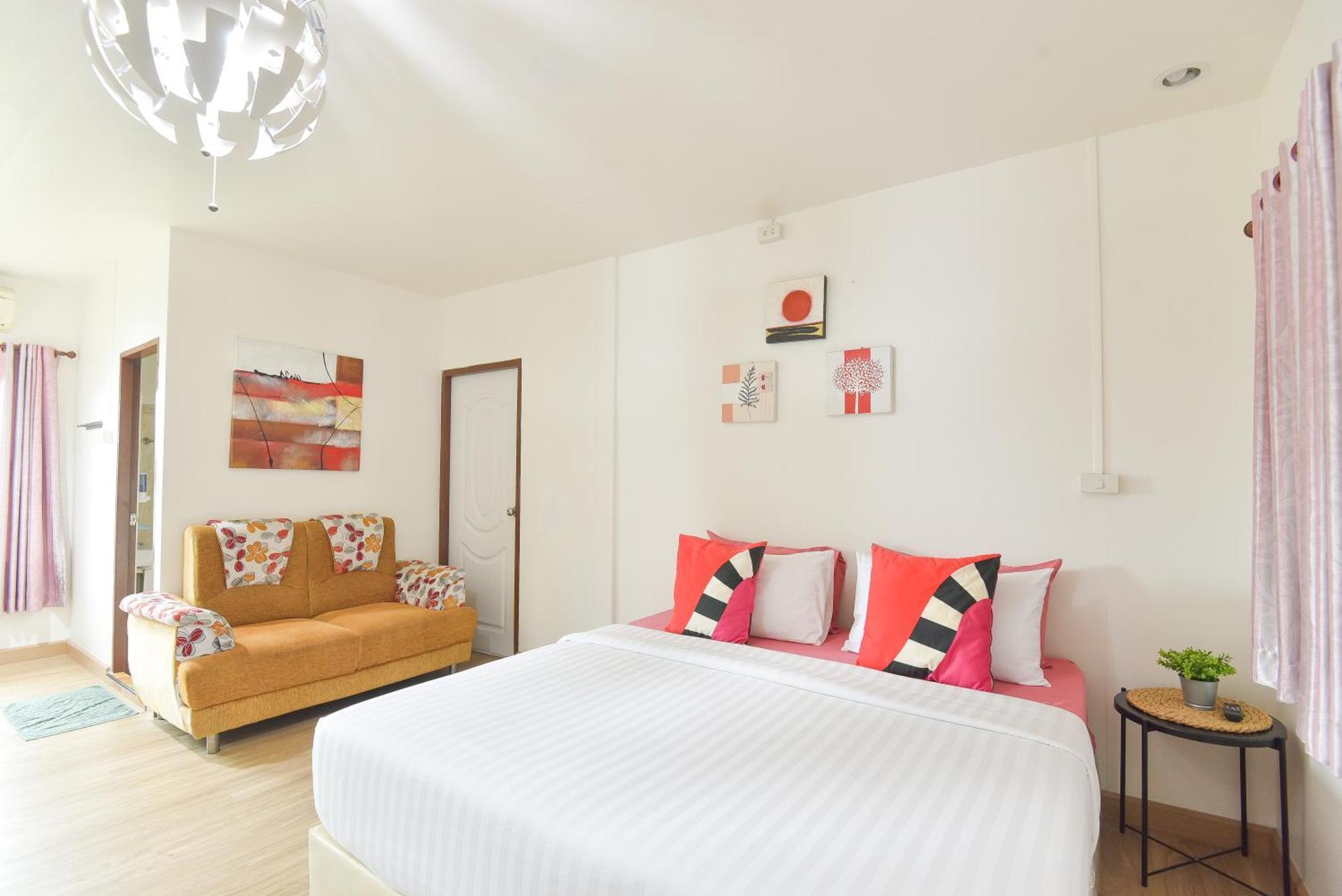 P.U. Inn Resort Пра Након Си Аютая Екстериор снимка