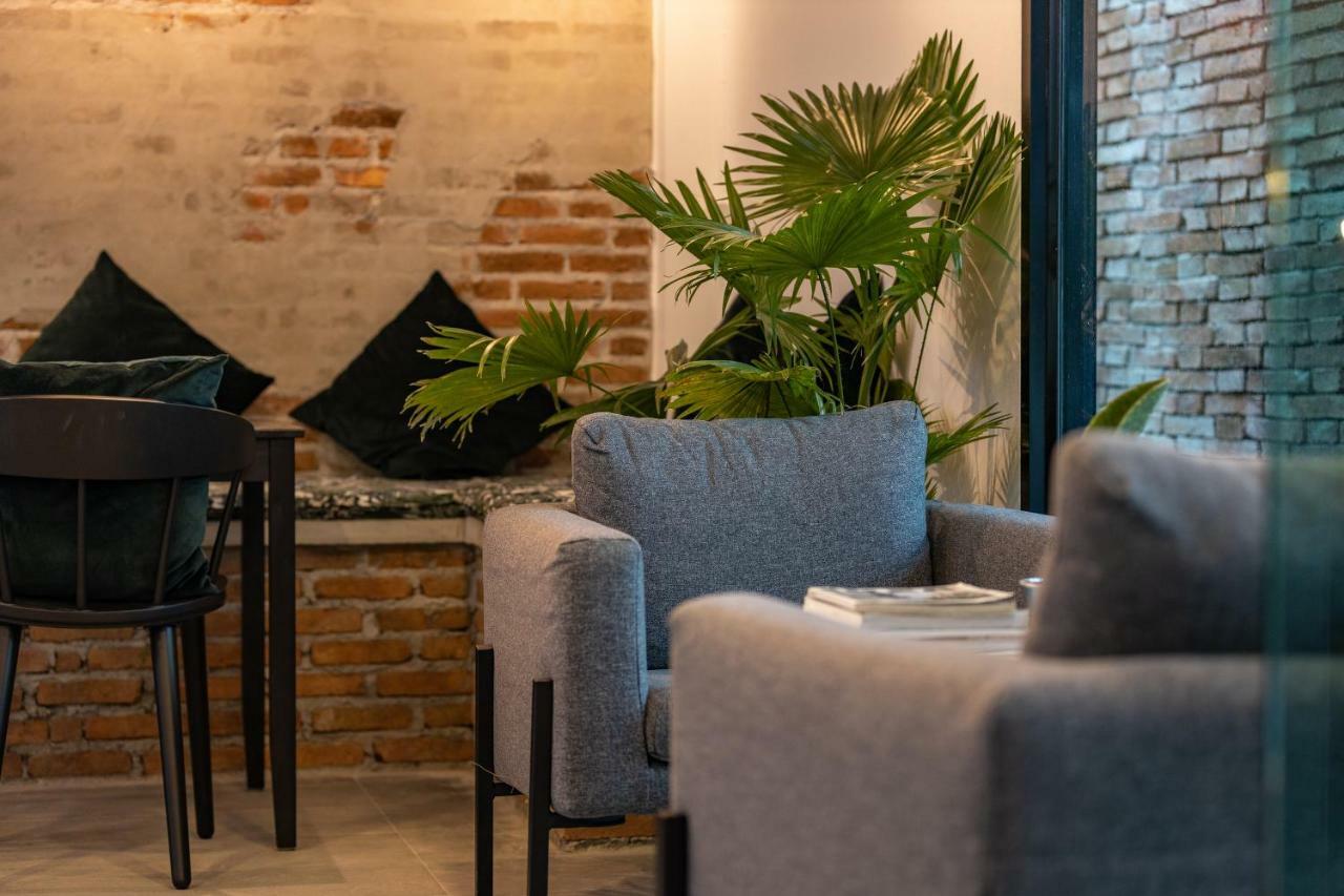 P.U. Inn Resort Пра Након Си Аютая Екстериор снимка